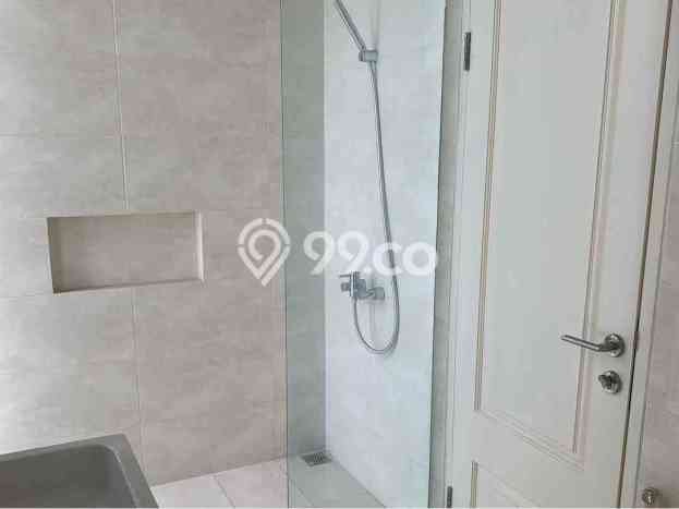 Ready to Use! Premium House LT 128m2 Desain Modern di Pakuwon Ready to Use! Premium House LT 128m2 Desain Modern di Pakuwon