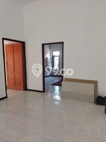 Dijual Rumah 5 Kamar Lokasi Ideal Bagus dan Strategis di Kenjeran Dijual Rumah 5 Kamar Lokasi Ideal Bagus dan Strategis di Kenjeran