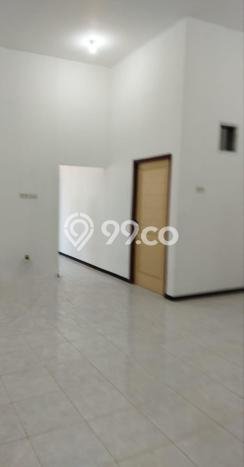Dijual Rumah 5 Kamar Lokasi Ideal Bagus dan Strategis di Kenjeran Dijual Rumah 5 Kamar Lokasi Ideal Bagus dan Strategis di Kenjeran
