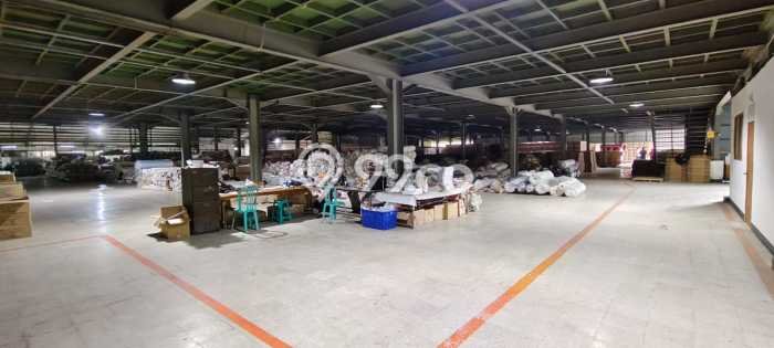 Pabrik Dijual Lokasi Emas di Gunung Putri Luas 17704m2 Pabrik Dijual Lokasi Emas di Gunung Putri Luas 17704m2