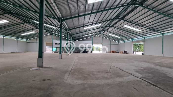 Unit Gudang Dijual di Bogor LT 5000m2 & LB 3500m2 Unit Gudang Dijual di Bogor LT 5000m2 & LB 3500m2