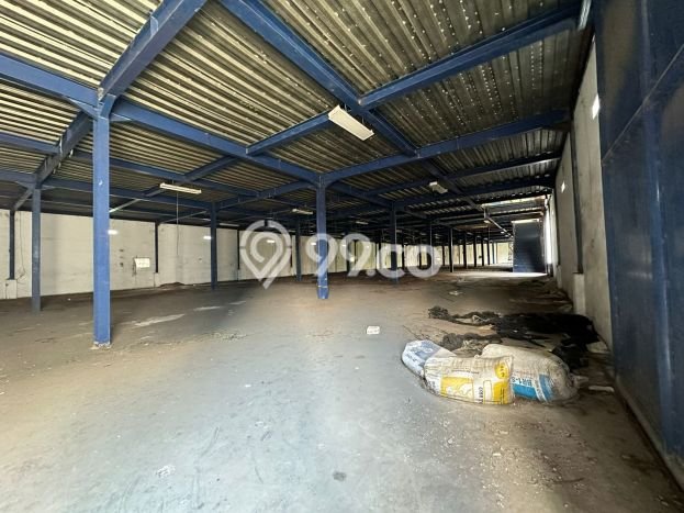 Unit Pabrik Dijual di Cileungsi Bogor Luas Tanah 23936m2, Luas Bangunan 8691m2 Unit Pabrik Dijual di Cileungsi Bogor Luas Tanah 23936m2, Luas Bangunan 8691m2