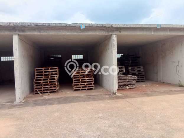 Dijual Gudang di Cileungsi Bogor LT 4000m2 / LB 2200m2 Dijual Gudang di Cileungsi Bogor LT 4000m2 / LB 2200m2