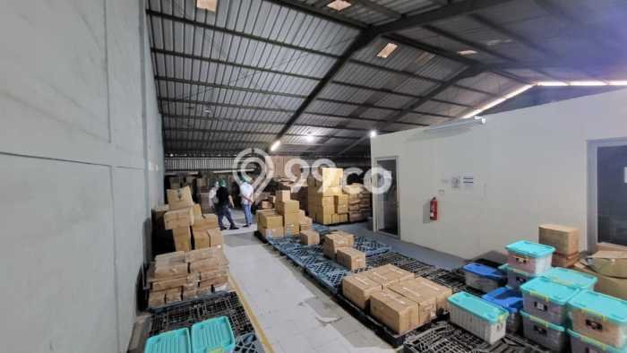 Gudang Bagus Dijual LB 1000m2 Lokasi Strategis Tangerang Area Cocok untuk Berbisnis Gudang Bagus Dijual LB 1000m2 Lokasi Strategis Tangerang Area Cocok untuk Berbisnis