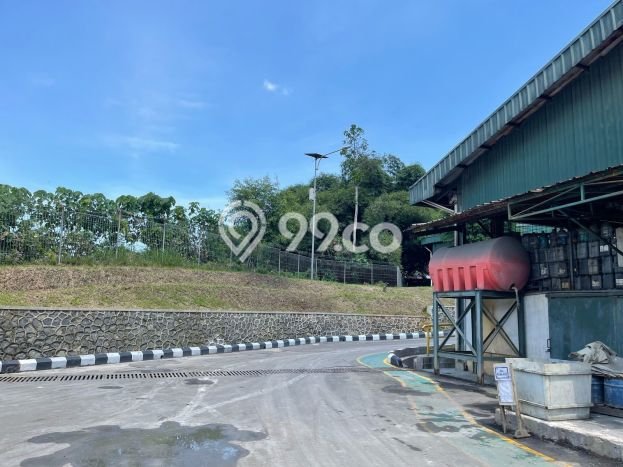 Unit Pabrik Dijual di Gunung Putri Bogor 12000m2 Unit Pabrik Dijual di Gunung Putri Bogor 12000m2