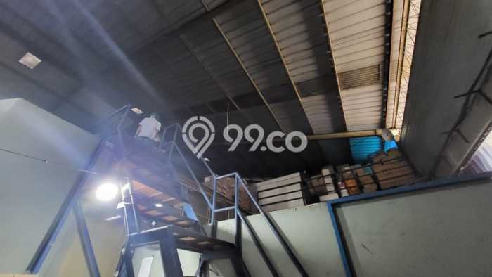 Gudang Bagus Dijual LB 1000m2 Lokasi Strategis Tangerang Area Cocok untuk Berbisnis Gudang Bagus Dijual LB 1000m2 Lokasi Strategis Tangerang Area Cocok untuk Berbisnis