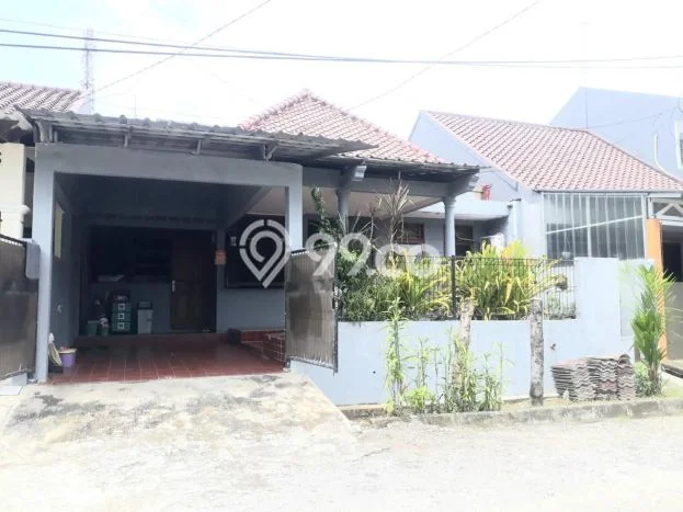 For Sale Rumah 2 Kamar Lokasi Ideal Bagus dan Strategis di Bogor Barat For Sale Rumah 2 Kamar Lokasi Ideal Bagus dan Strategis di Bogor Barat