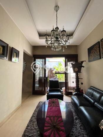 Rumah Mewah LB 314m2 Siap Huni Desain Elegan di Singgasana, Bandung Rumah Mewah LB 314m2 Siap Huni Desain Elegan di Singgasana, Bandung
