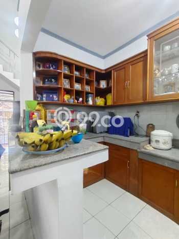 Rumah Luas Asri 4 KT Siap Pakai di Taman Kopo Indah Bandung Rumah Luas Asri 4 KT Siap Pakai di Taman Kopo Indah Bandung