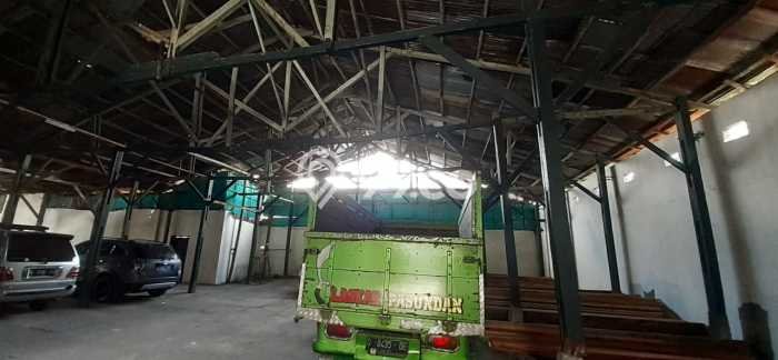 Komersial Dijual di Bandung LT 1200m2 & LB 800m2 Lokasi Terbaik! Komersial Dijual di Bandung LT 1200m2 & LB 800m2 Lokasi Terbaik!