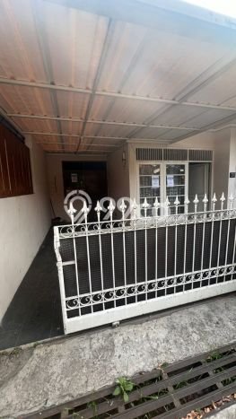 Jual Rumah Strategis Bagus Punya 2 KT di Antapani Bandung SHM Jual Rumah Strategis Bagus Punya 2 KT di Antapani Bandung SHM