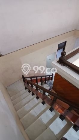Ready to Use! Luxury House LT 186m2 Desain Elegan di Taman Kopo Indah Ready to Use! Luxury House LT 186m2 Desain Elegan di Taman Kopo Indah