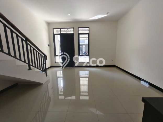 Disewakan Rumah Harga Terjangkau di Taman Kopo Indah Bandung dengan 2 KT Disewakan Rumah Harga Terjangkau di Taman Kopo Indah Bandung dengan 2 KT