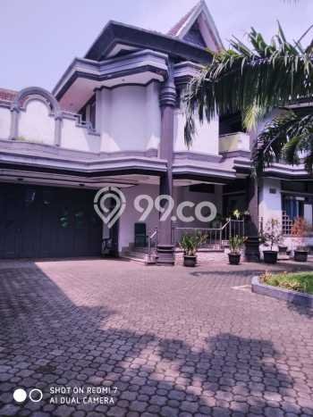 Jual Rumah Luas Elegan Dengan View Eksklusif di Moch Toha, Bandung Jual Rumah Luas Elegan Dengan View Eksklusif di Moch Toha, Bandung