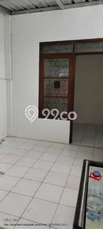Hunian Modern dengan LT 200m2 & LB 170m2 Disewakan di Taman Kopo Indah Hunian Modern dengan LT 200m2 & LB 170m2 Disewakan di Taman Kopo Indah