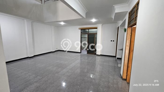 Jarang Ada! Rumah Sewa 4 Kamar Bagus Siap Huni BKR Jarang Ada! Rumah Sewa 4 Kamar Bagus Siap Huni BKR
