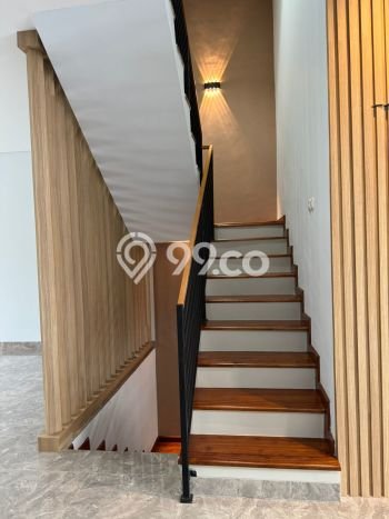 For Sale! Premium House LT 166m2 Desain Elegan di Dago For Sale! Premium House LT 166m2 Desain Elegan di Dago