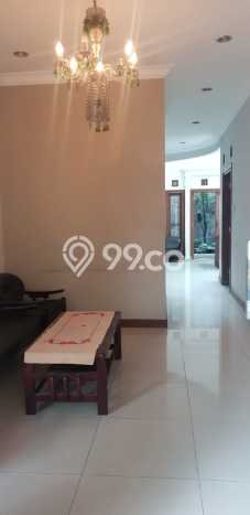 Rumah Elit Modern Tanpa Renovasi di Tegalega Bandung Rumah Elit Modern Tanpa Renovasi di Tegalega Bandung