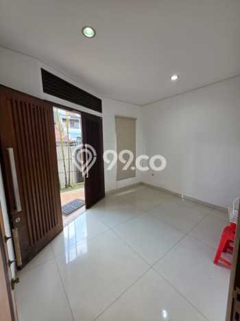 Rumah Elit Modern Siap Huni di Sumurbandung Bandung Rumah Elit Modern Siap Huni di Sumurbandung Bandung