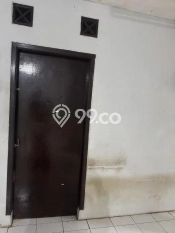 LOKASI STRATEGIS! Rumah di Rancasari, Akses ke Stasiun, 3 KT, LT 100m2m² Bangunan 80m2m² LOKASI STRATEGIS! Rumah di Rancasari, Akses ke Stasiun, 3 KT, LT 100m2m² Bangunan 80m2m²