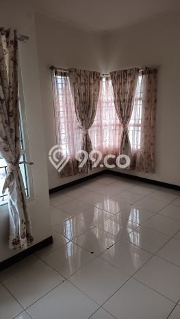Disewakan Rumah Murah di Padasuka Bandung dengan 3 Kamar Tidur Disewakan Rumah Murah di Padasuka Bandung dengan 3 Kamar Tidur