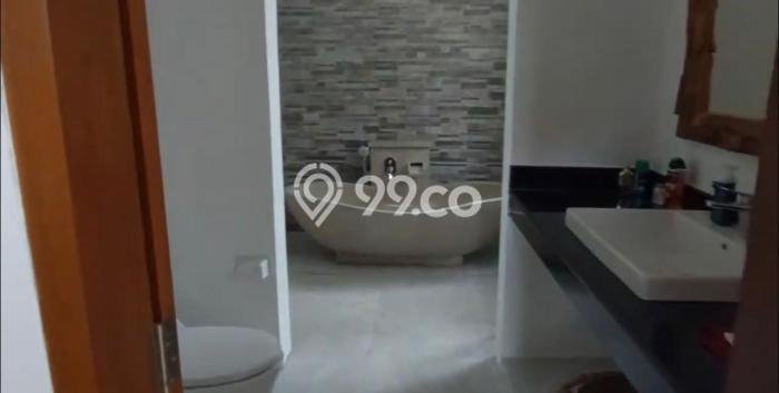 Vila Kawasan , Luas 168m2m², Area Premium Vila Kawasan , Luas 168m2m², Area Premium