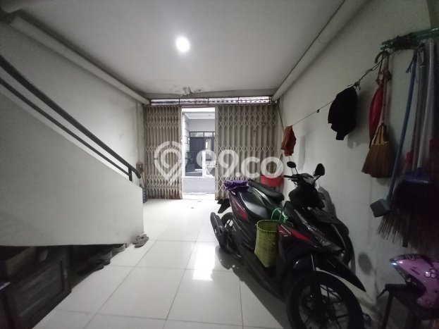 Ruko Dijual di Semarang LT 84m2 & LB 168m2 Lokasi Terbaik! Ruko Dijual di Semarang LT 84m2 & LB 168m2 Lokasi Terbaik!