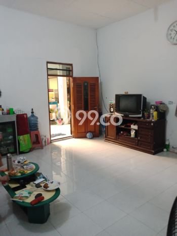 Rumah Luas Asri 6 KT Siap Huni di Tanah Mas Semarang Rumah Luas Asri 6 KT Siap Huni di Tanah Mas Semarang