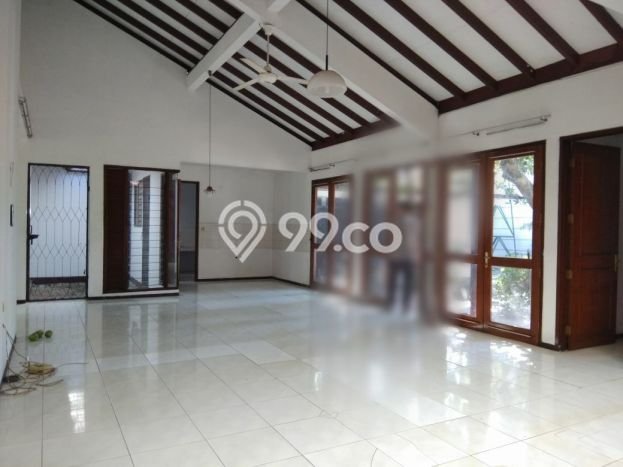 Rumah Elit LB 250m2 Siap Huni Desain Elegan di Puri Anjasmoro, Semarang Rumah Elit LB 250m2 Siap Huni Desain Elegan di Puri Anjasmoro, Semarang