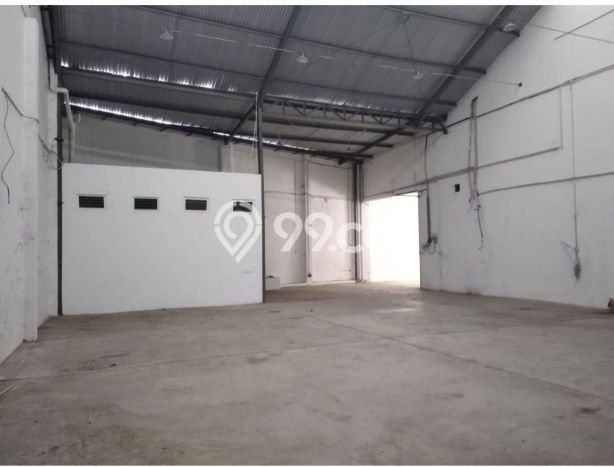 Gudang Lokasi Premium di Semarang Tengah, Luas 350m2m², Disewakan, Area Bisnis Gudang Lokasi Premium di Semarang Tengah, Luas 350m2m², Disewakan, Area Bisnis