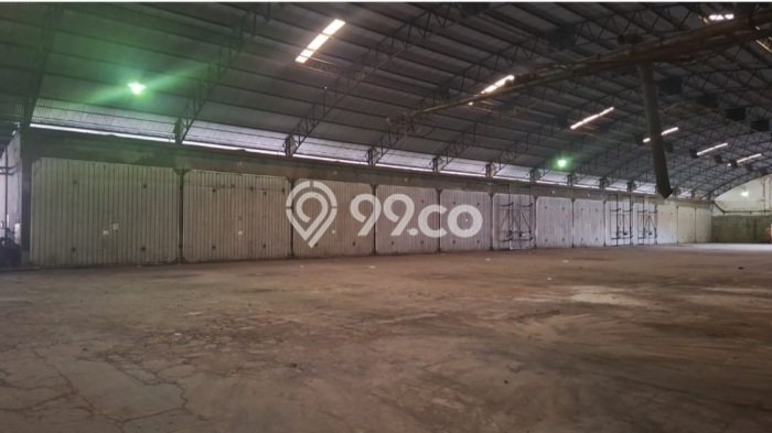 Dijual Rumah Premium dengan Fasilitas Sekitar Komplit di Semarang Barat, Semarang Dijual Rumah Premium dengan Fasilitas Sekitar Komplit di Semarang Barat, Semarang