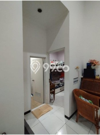 Rumah Luas Asri 2 KT Siap Pakai di Sambiroto Semarang Rumah Luas Asri 2 KT Siap Pakai di Sambiroto Semarang