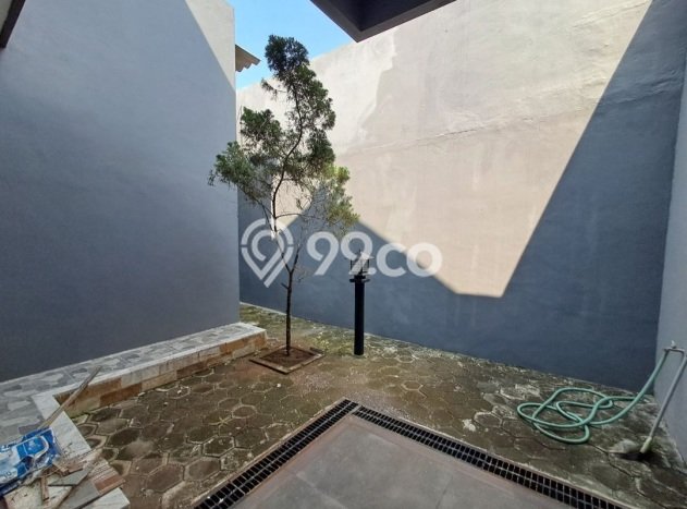 Rumah Kontrakan Semarang LT 270m2 LB 240m2 Kawasan Puri Anjasmoro Rumah Kontrakan Semarang LT 270m2 LB 240m2 Kawasan Puri Anjasmoro