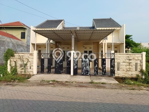 Disewakan! Rumah 2 Kamar Tidur &
1 Kamar Mandi di Gununganyar, Surabaya Disewakan! Rumah 2 Kamar Tidur &
1 Kamar Mandi di Gununganyar, Surabaya
