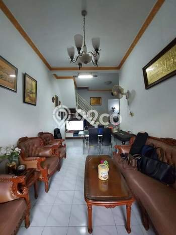 Jual Rumah Favorit Siap Huni LB 130m2 di Waru, Sidoarjo Jual Rumah Favorit Siap Huni LB 130m2 di Waru, Sidoarjo