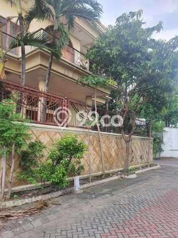Rumah Elit LB 740m2 Siap Huni Desain Elegan di Citraland, Surabaya Rumah Elit LB 740m2 Siap Huni Desain Elegan di Citraland, Surabaya