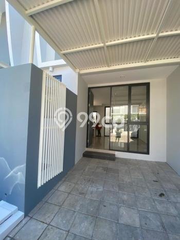 Rumah Modern Cantik 2 KT Siap Huni di Wiyung Rumah Modern Cantik 2 KT Siap Huni di Wiyung