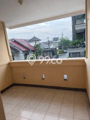 Disewakan segera rumah minimalis lokasi strategis 5 Kamar di Tandes, Surabaya Disewakan segera rumah minimalis lokasi strategis 5 Kamar di Tandes, Surabaya
