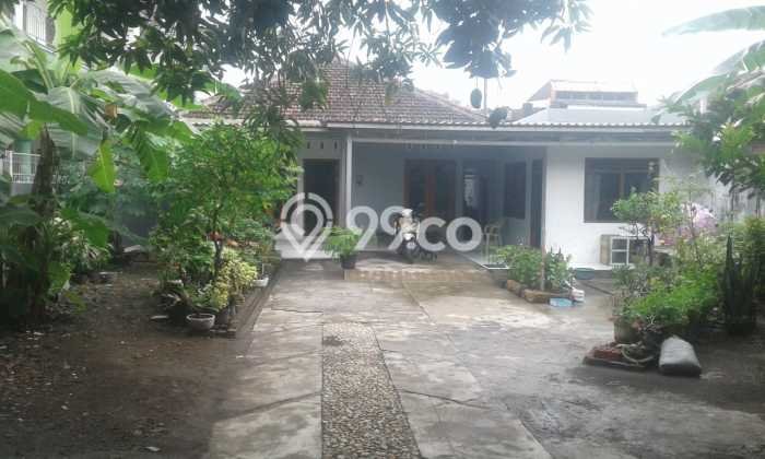 Rumah di Sawahan, Surabaya, Luas 632m2m² Bangunan 174m2m² Rumah di Sawahan, Surabaya, Luas 632m2m² Bangunan 174m2m²