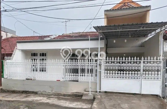 Disewakan segera rumah minimalis lokasi strategis 5 Kamar di Tandes, Surabaya Disewakan segera rumah minimalis lokasi strategis 5 Kamar di Tandes, Surabaya