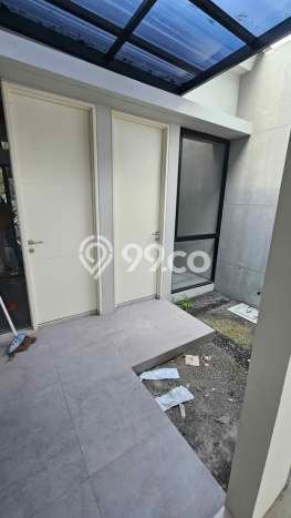 Rumah area , Lingkungan Strategis, 2 KT Rumah area , Lingkungan Strategis, 2 KT