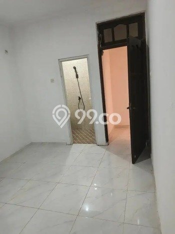 Disewakan segera rumah minimalis lokasi strategis 5 Kamar di Tandes, Surabaya Disewakan segera rumah minimalis lokasi strategis 5 Kamar di Tandes, Surabaya