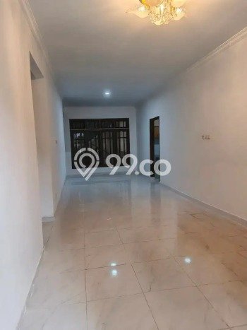Disewakan segera rumah minimalis lokasi strategis 5 Kamar di Tandes, Surabaya Disewakan segera rumah minimalis lokasi strategis 5 Kamar di Tandes, Surabaya