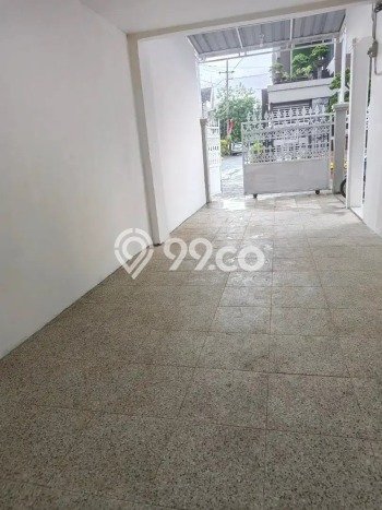 Disewakan segera rumah minimalis lokasi strategis 5 Kamar di Tandes, Surabaya Disewakan segera rumah minimalis lokasi strategis 5 Kamar di Tandes, Surabaya