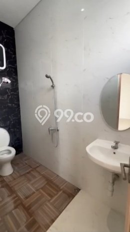 Dijual Rumah Luas Elegan Dengan View Eksklusif di Wisata Bukit Mas, Surabaya Dijual Rumah Luas Elegan Dengan View Eksklusif di Wisata Bukit Mas, Surabaya