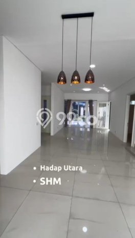 Dijual Rumah Luas Elegan Dengan View Eksklusif di Wisata Bukit Mas, Surabaya Dijual Rumah Luas Elegan Dengan View Eksklusif di Wisata Bukit Mas, Surabaya