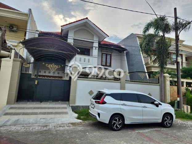 Rumah Nyaman area Dharma Husada, Surabaya, Luas 300m2m² LB 425m2m² Rumah Nyaman area Dharma Husada, Surabaya, Luas 300m2m² LB 425m2m²