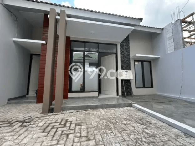 Rumah LB 70m2m² di Pusat Kota Dukuh Pakis, Surabaya - Lokasi Strategis Rumah LB 70m2m² di Pusat Kota Dukuh Pakis, Surabaya - Lokasi Strategis