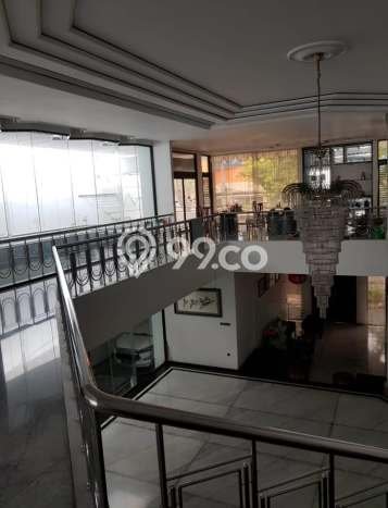 HUNIAN BERKELAS! Rumah Premium Dharma Husada, Surabaya, Luas Tanah 721m2m² Luas Bangunan 1000m2m² HUNIAN BERKELAS! Rumah Premium Dharma Husada, Surabaya, Luas Tanah 721m2m² Luas Bangunan 1000m2m²