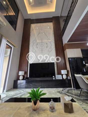 Rumah Mewah LB 400m2 Siap Pakai Desain Elegan di Citraland, Surabaya Rumah Mewah LB 400m2 Siap Pakai Desain Elegan di Citraland, Surabaya